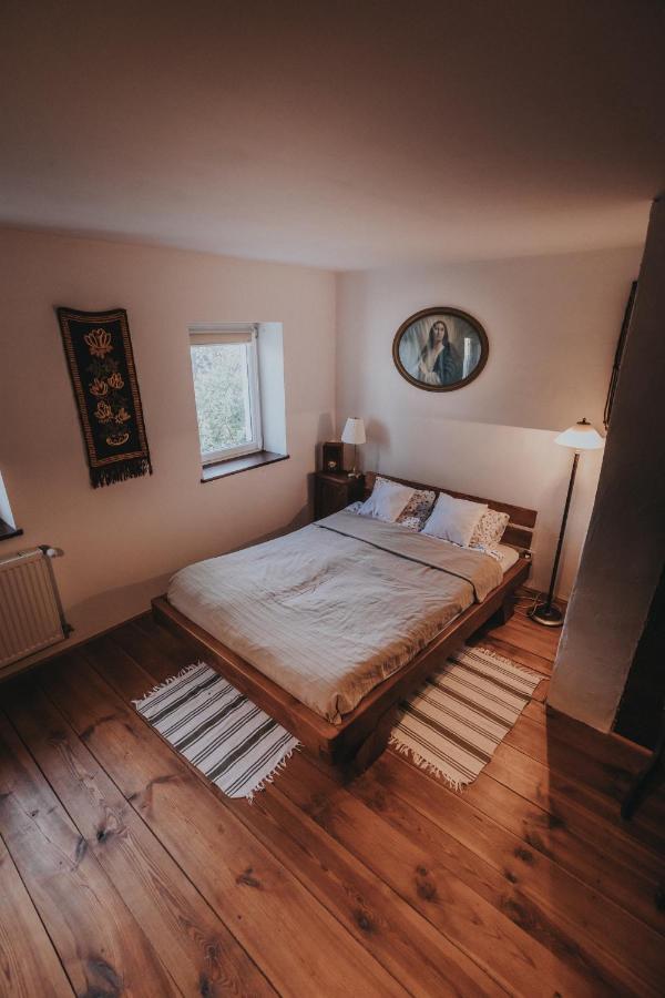Sady Blotnica Dom Goscinny Prusy  Buitenkant foto